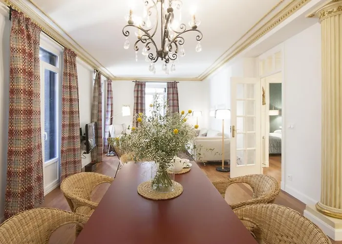 Apartment Bare By Oldtown Ss