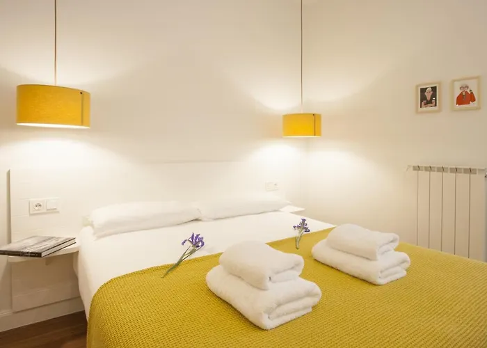 Bare By Oldtown Ss Apartment