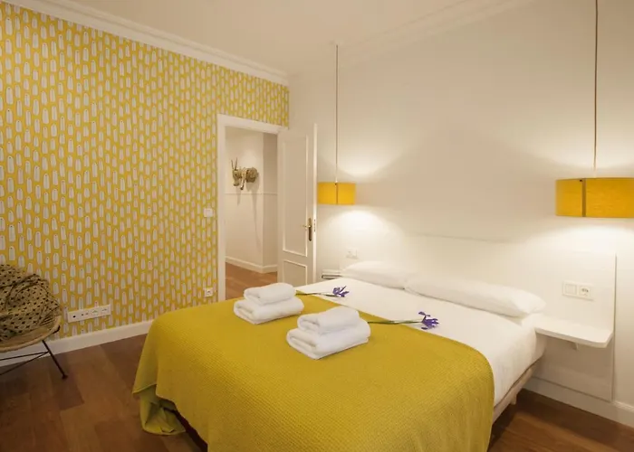 Apartment Bare By Oldtown Ss